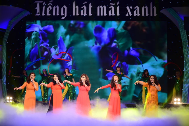 Tiếng hát mãi xanh: Lối đi riêng của giải trí Việt