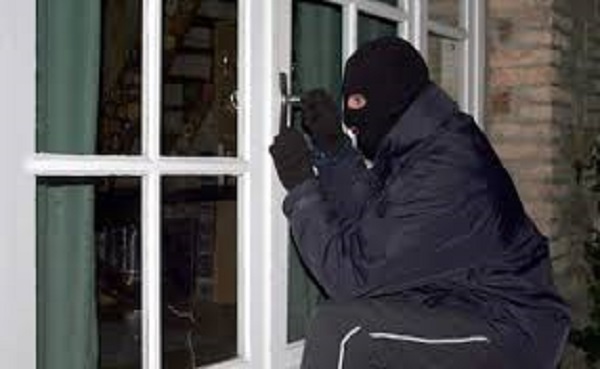 Kỹ năng phòng chống trộm cướp vào nhà
