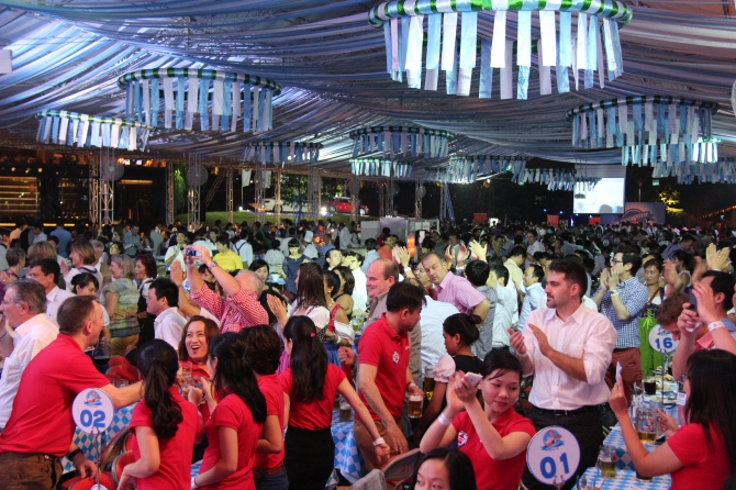 Tiết kiệm tiền ngay hôm nay để tham dự lễ hội Oktoberfest Việt 2015