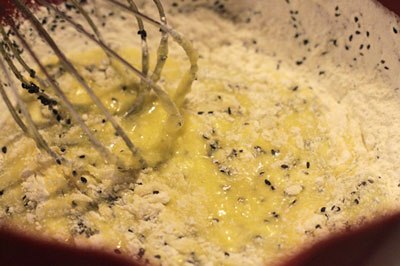 Cách làm bánh kẹp cuộn bằng chảo chống dính 