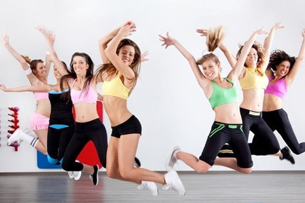 tập aerobic giảm cân tại nhà