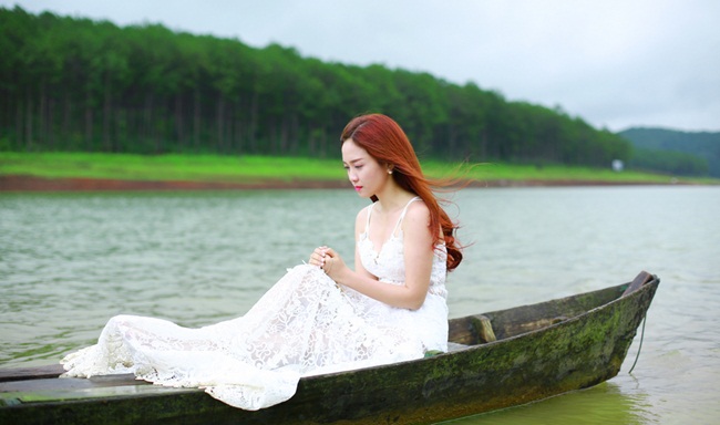 Ngỡ ngàng trước cảnh đẹp trong MV mới của Đinh Hương
