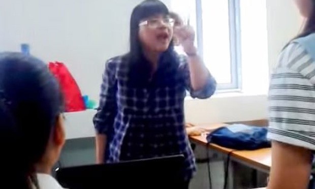 "Cô giáo bọ cạp" dọa nạt, mắng sinh viên vô học