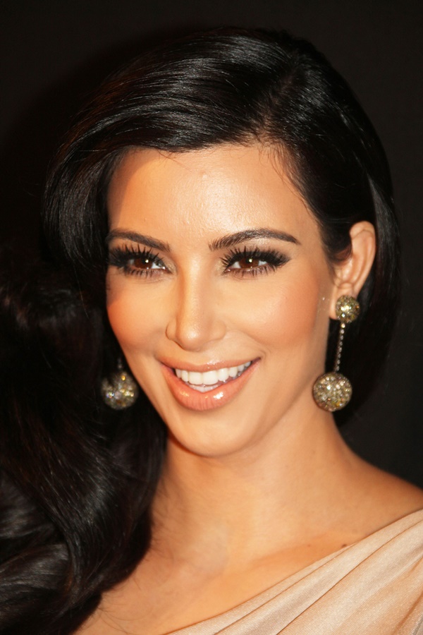 10 bí mật để trang điểm đẹp như Kim Kardashian