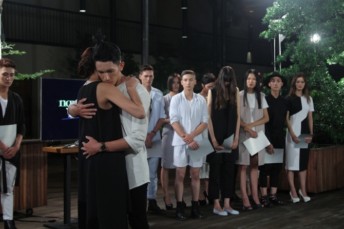 Vietnam’s Next Top Model 2015 gay cấn, kịch tính ngay khi về nhà chung