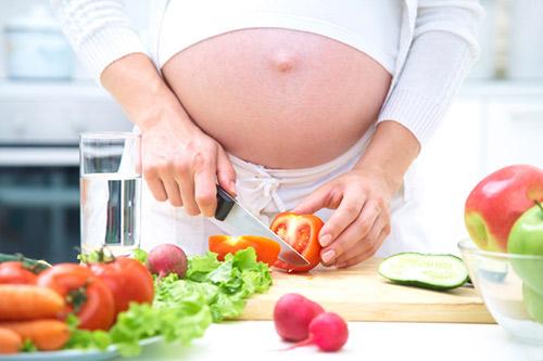 thai nhi 23 tuần tuổi mẹ bầu nên ăn gì