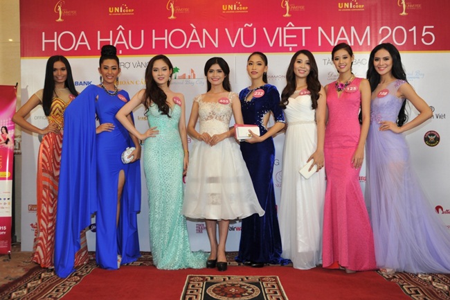 Hé lộ giải thưởng “khủng” dành cho Hoa hậu Hoàn Vũ Việt Nam 2015