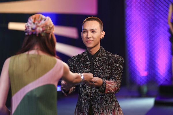 “Bản sao Cao Ngân” sớm dừng bước tại Vietnam’s Next Top Model 2015