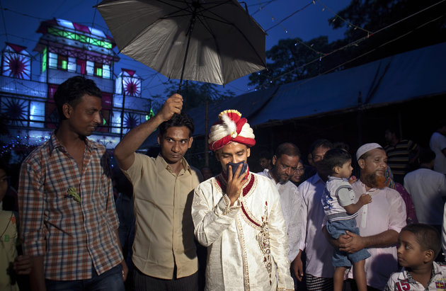 Những bức ảnh “biết nói” về thân phận cô dâu Bangladesh 15 tuổi