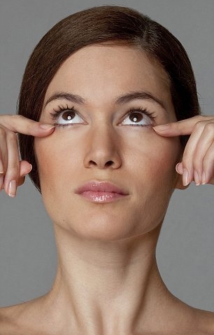 10 bài tập mát xa trẻ hóa toàn bộ khuôn mặt