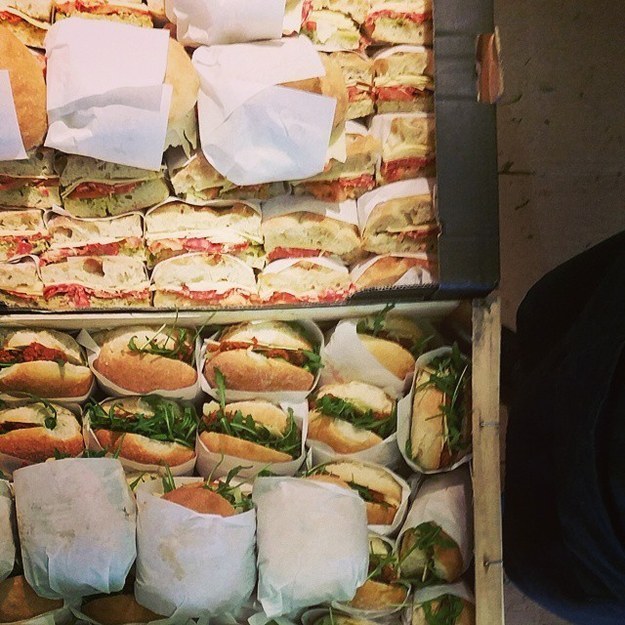 Những cửa hàng sandwich bạn muốn “chối” cũng không được