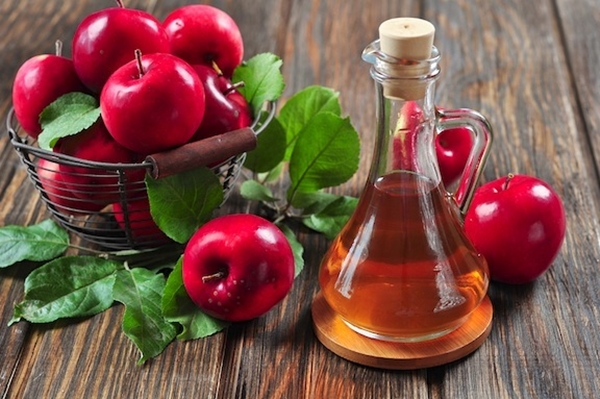 Bí quyết thải độc và giảm cân với giấm táo