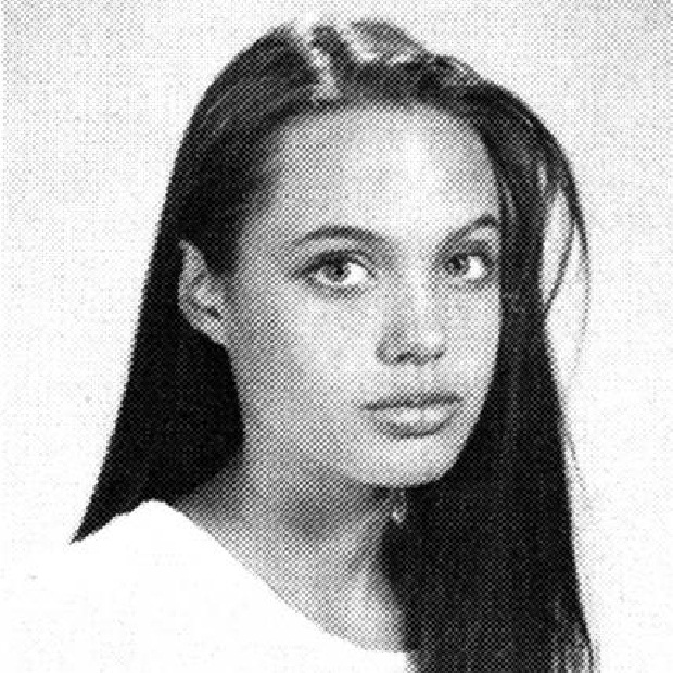 Angelina Jolie: Vẻ đẹp mặn mà theo thời gian