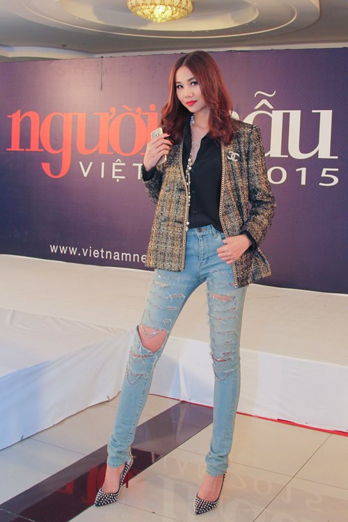 Style hàng hiệu đẳng cấp của Thanh Hằng khi ngồi ghế nóng Vietnam's Next Top Model