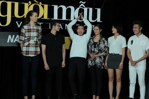 Vietnam's Next Top Model 2015 tập 7: Thử thách làm MC 