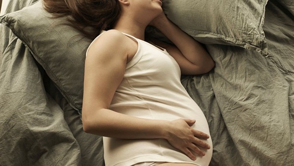 12 mẹo nhỏ giúp mẹ bầu ngủ ngon lành suốt thai kì