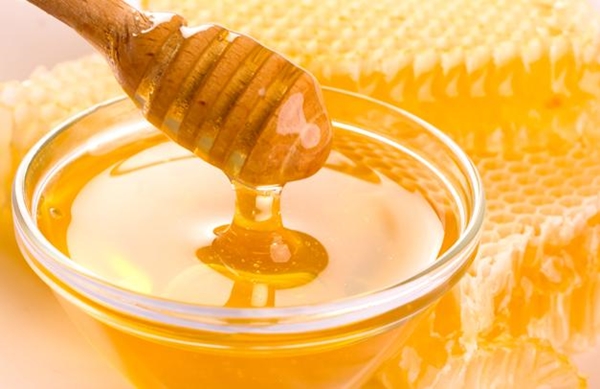 Trà quế- mật ong: Công thức thanh lọc cơ thể gây sốt