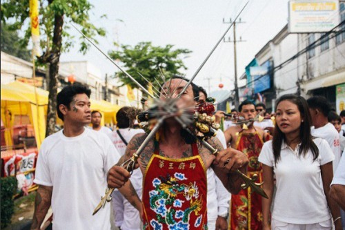 Lễ hội tháng 10: Đến Phuket xem người Thái  2