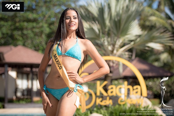 Lệ Quyên lọt Top 10 sau phần thi bikini tại Miss Grand International 2015