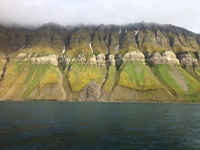Hít khí biển cùng những vách đá cao đẹp nhất thế giới