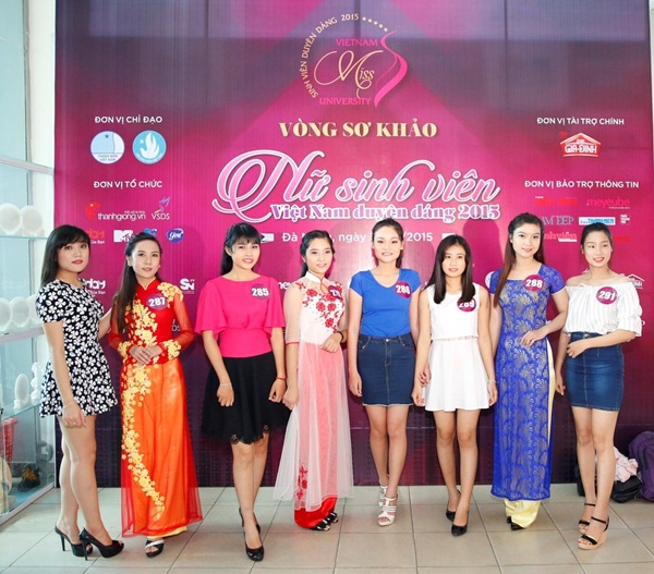 Nữ sinh Đà Nẵng háo hức với vòng Sơ khảo “Nữ sinh viên Việt Nam duyên dáng 2015”