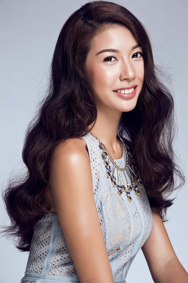 Thúy Vân được bình chọn trở thành Á Hậu cuộc thi Hoa hậu Quốc tế 2015