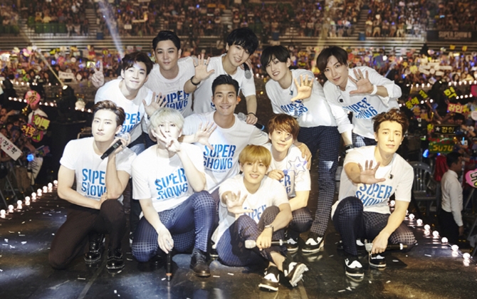 Kpop News: Choáng với quà “khủng” của fan Super Junior kỉ niệm 10 năm ra mắt
