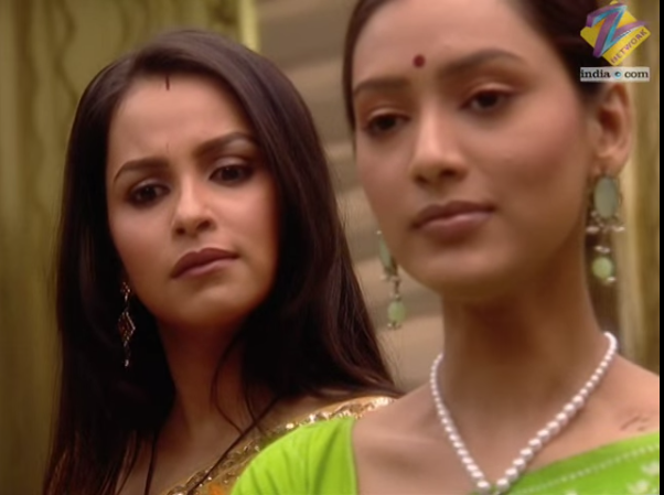 Mưu đồ ẩn giấu tập 30 phần 4 ngày 6/11 trên TodayTV: Meera muốn làm bạn với Romita. 