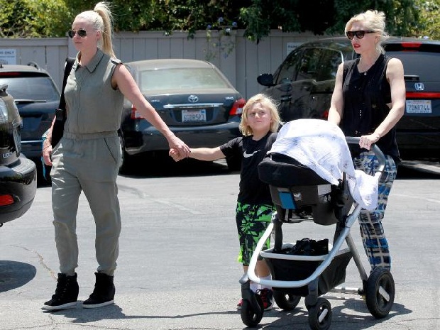 SỐC: Gwen Stefani ly hôn vì chồng ngoại tình với vú em