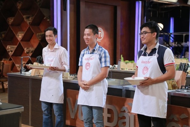 Vua đầu bếp 2015 tập 11: Thanh Cường được ban giám khảo ưu ái