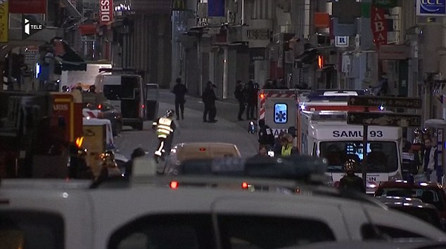 Đấu súng gần Paris, 2 nghi can khủng bố đã bị tiêu diệt