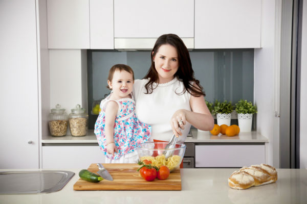 6 tips thông minh cho mẹ bầu gọn gàng mà vẫn lợi sữa sau sinh