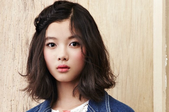 Yoo Seung Ho và Suzy được bố mẹ Hàn chọn làm hình mẫu cho con