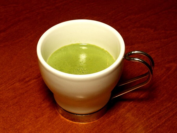 7 công thức thải độc và giảm cân với trà xanh