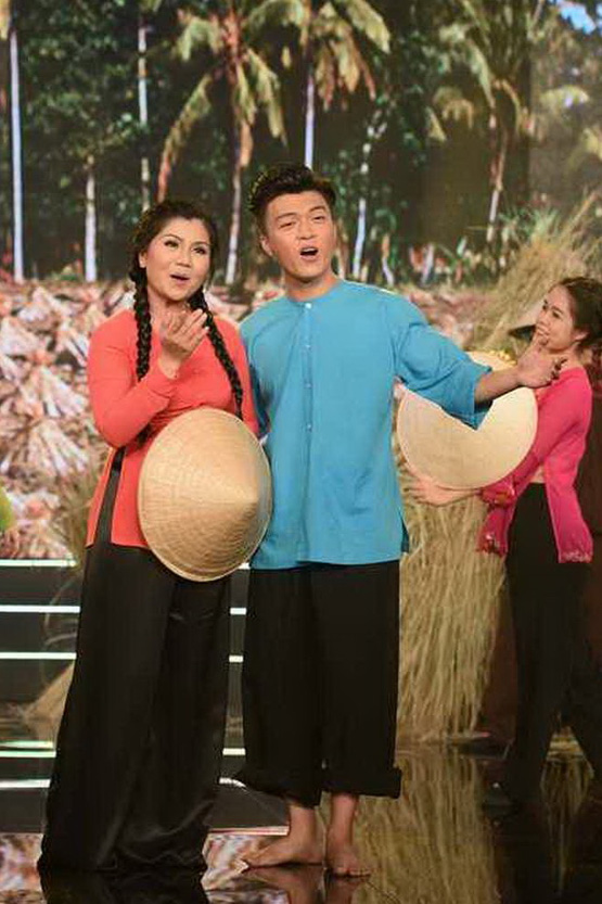 Danh Hài Đất Việt tập 31: Tú Sương vào vai cô thôn nữ điệu đà