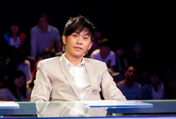 Danh hài Hoài Linh – gương mặt “phủ sóng” truyền hình Việt năm 2015