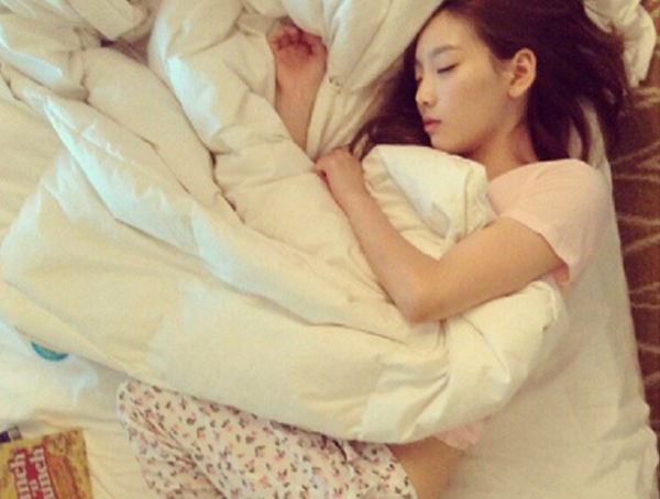 Những thói quen không thể mê của sao Hàn khi ngủ