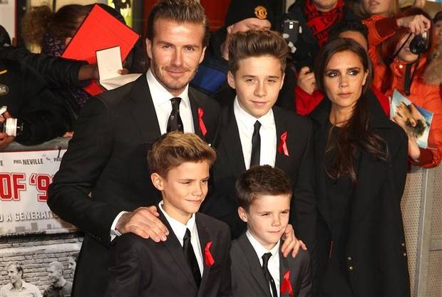 Victoria Beckham kiếm tiền “giỏi” hơn chồng