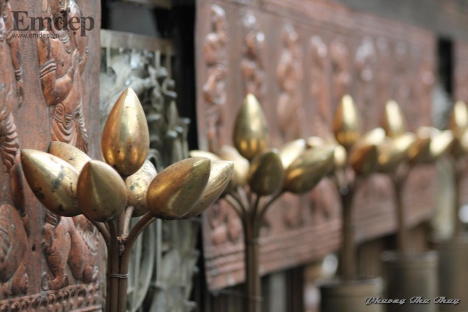 Khoảng lặng yên bình nơi chùa Gangaramaya, Srilanka
