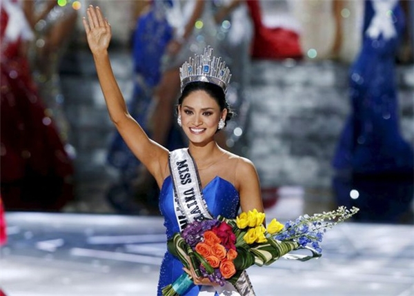 Tân Hoa hậu hoàn vũ chia sẻ về mối quan hệ với tổng thống Philippines