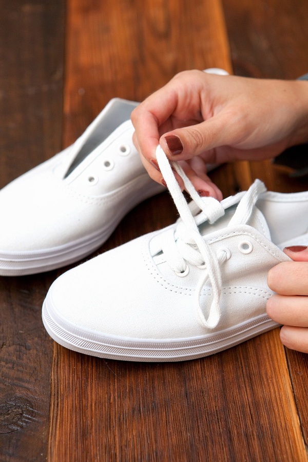 Tự tay thiết kế họa tiết cho giày vải