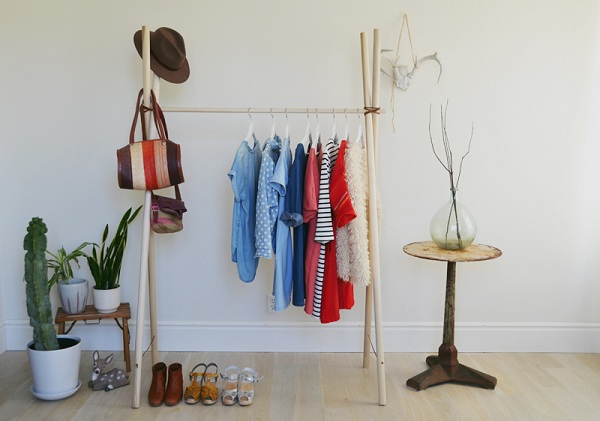 Thiết kế giá treo quần áo làm thay đổi không gian phòng bạn
