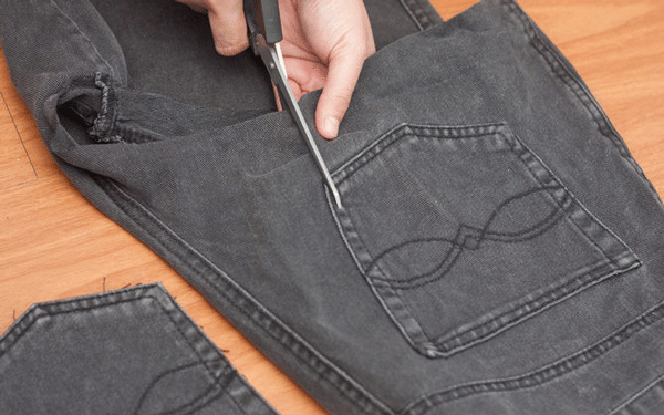 Biến tấu quần jean cũ thành những vật dụng tiện lợi
