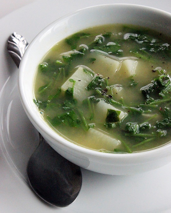 Ăn súp mùa đông: Ấm bụng mà vẫn giữ eo thon
