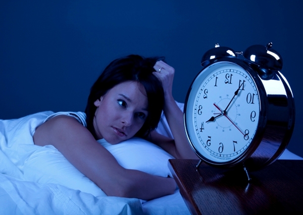 Điều gì xảy ra với cơ thể bạn khi liên tục 'ngủ ngày cày đêm'?