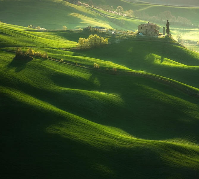 Đã mắt với những triền đồi xanh ngát xanh tại Ý