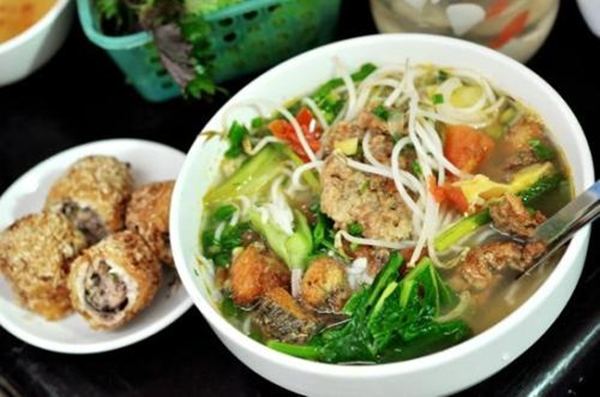 6 địa chỉ ăn ngon chống ngán đắt khách sau Tết ở Hà Nội