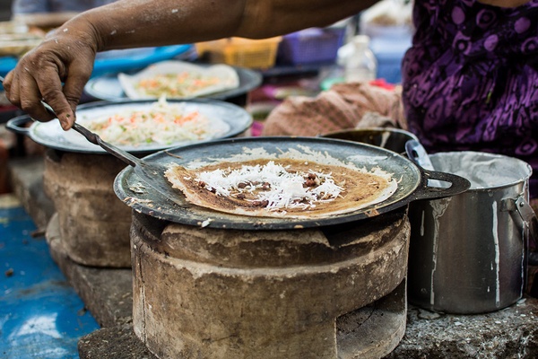 Một ngày dạo phố Yangon nếm thử món ăn địa phương