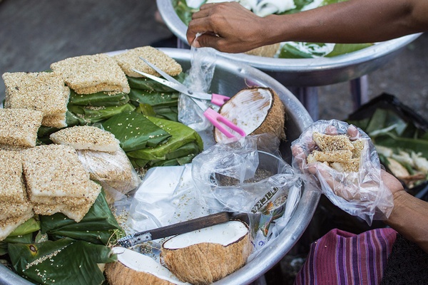 Một ngày dạo phố Yangon nếm thử món ăn địa phương
