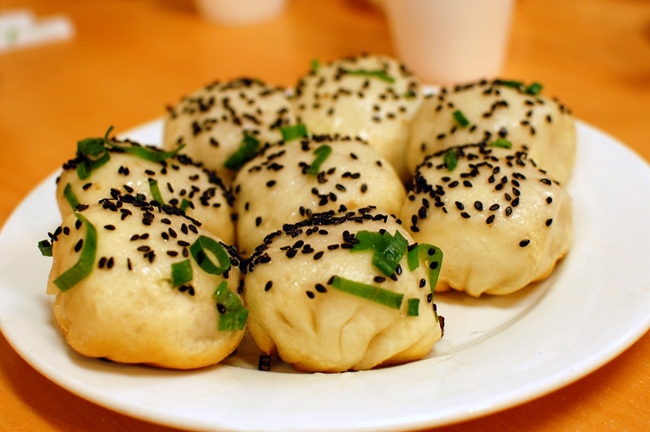 Những món ăn đường phố ngon “đã đời” tại Thượng Hải